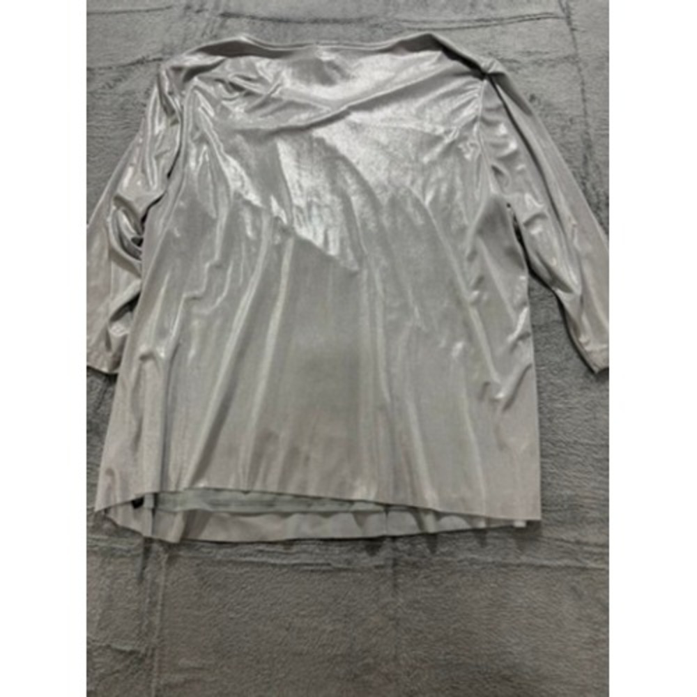 Chicos Travelers Metallic Silver Top Layered Blouse Stretch Career Chic - Picture 8 of 8